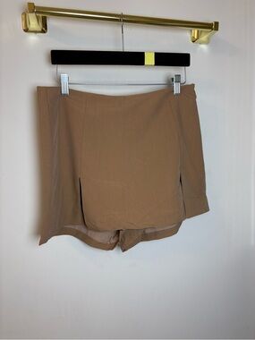 NWT Lumiere Skort